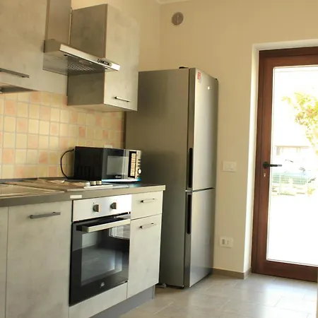 Semesterbostad Savi *